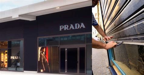 prada spaccio firenze